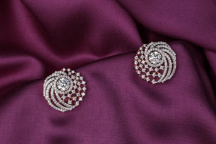 Round Diamond Swarovski Stud.
